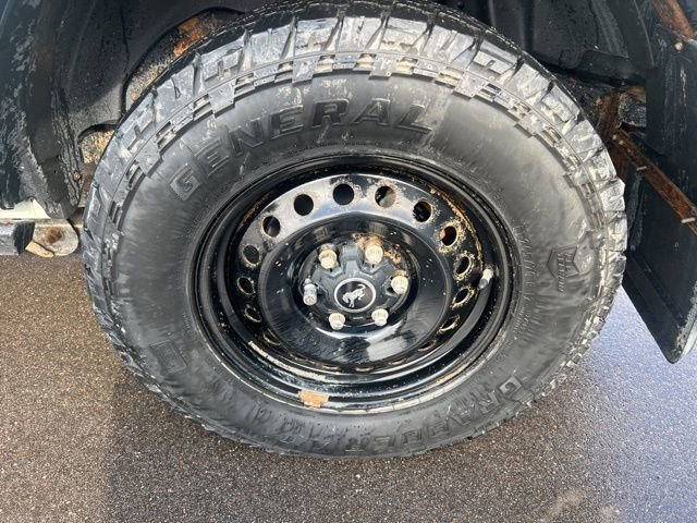 Used 2022 Ford Bronco Black Diamond image 9