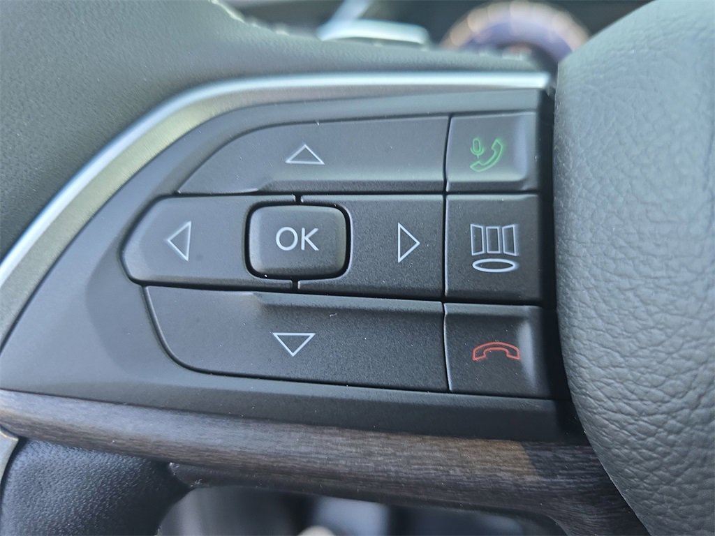 New 2025 Jeep Grand Cherokee Limited image 18