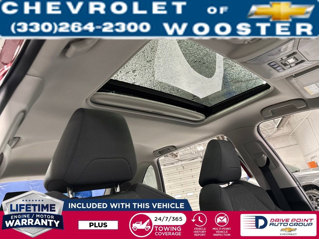 Used 2022 Toyota RAV4 XLE w/ Convenience Package image 29