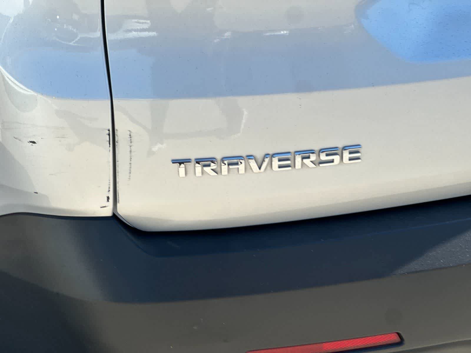 Used 2020 Chevrolet Traverse LS FWD image 29