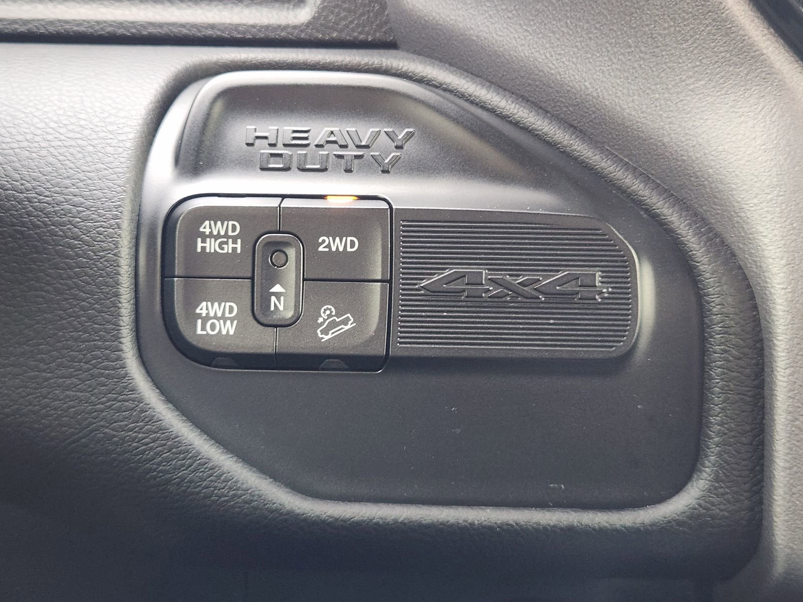 Used 2022 RAM 2500 Laramie w/ Night Edition AWD/4WD image 21