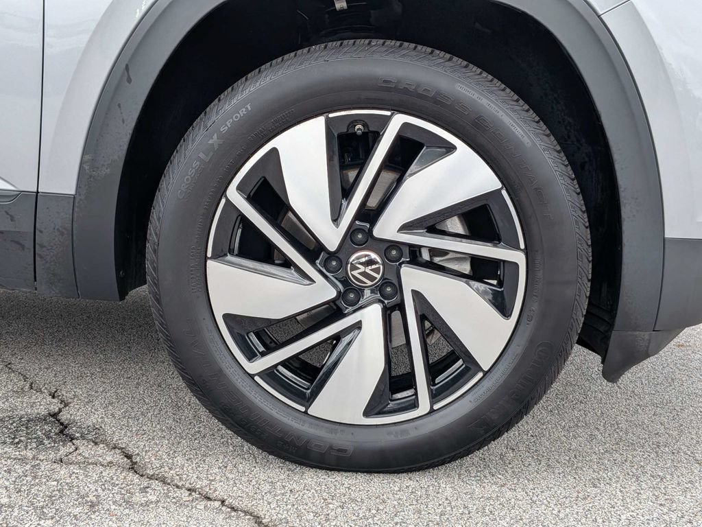 Used 2024 Volkswagen Atlas SE FWD image 10