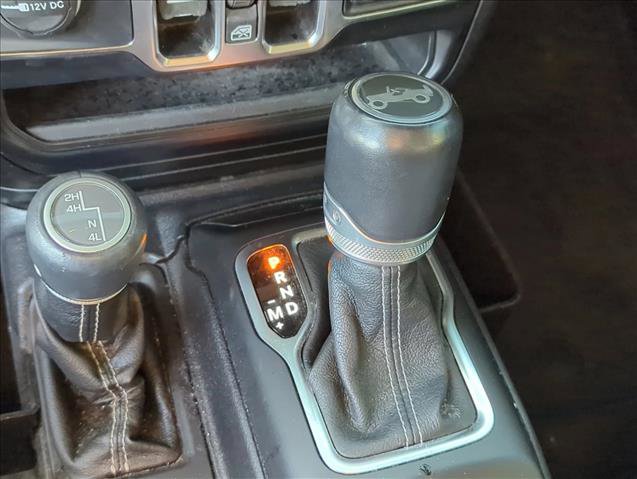 Used 2020 Jeep Wrangler Unlimited Sahara image 18