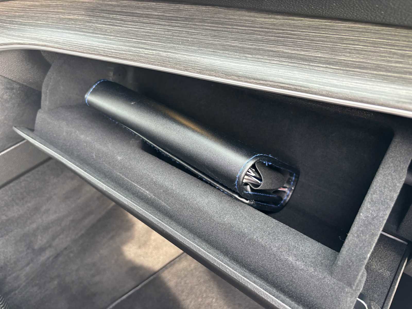 Certified 2024 Jeep Wagoneer L Series III w/ Flexible Seating Group image 20