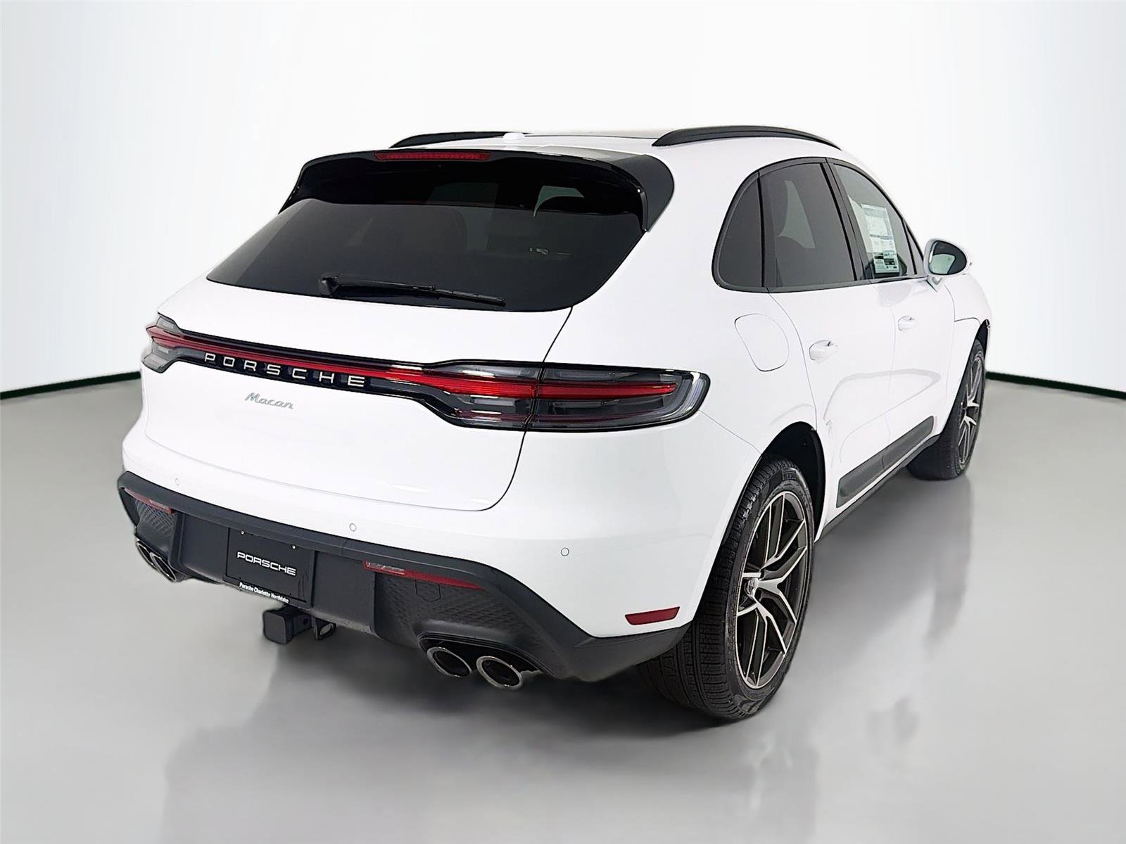 New 2026 Porsche Macan image 28
