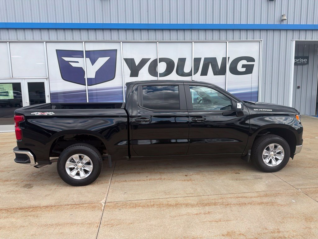 Certified 2026 Chevrolet Silverado 1500 LT AWD/4WD image 13