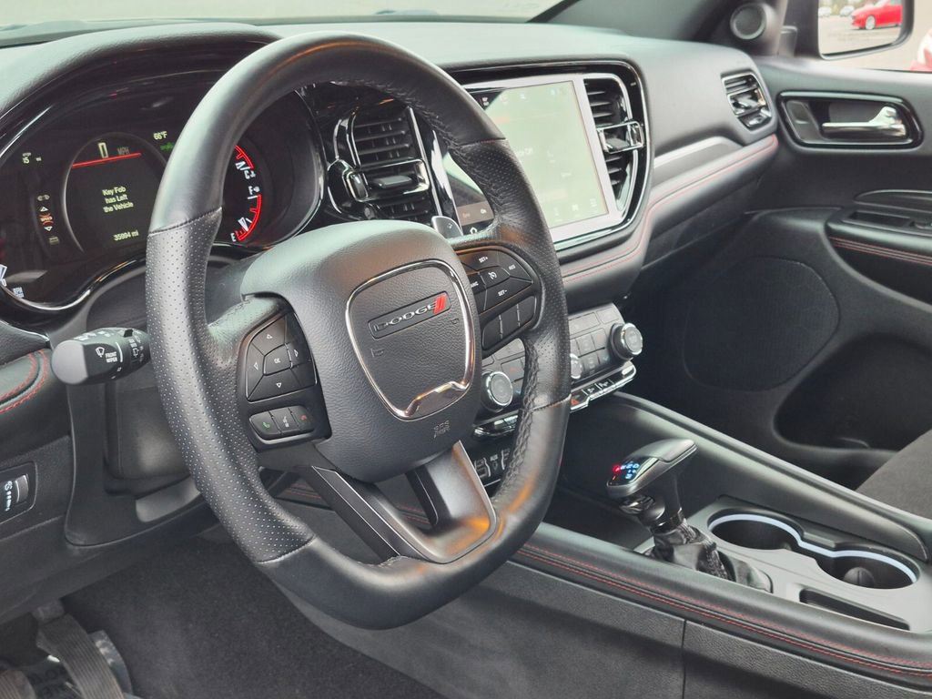 Used 2025 Dodge Durango GT AWD/4WD image 12