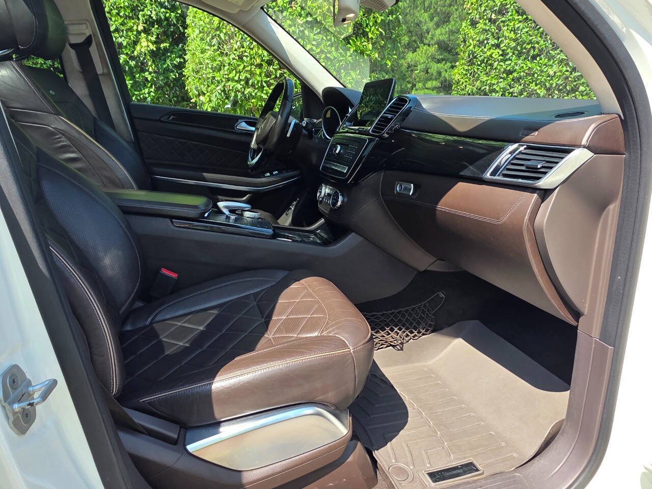 Used 2017 Mercedes-Benz GLS 550 4MATIC image 42