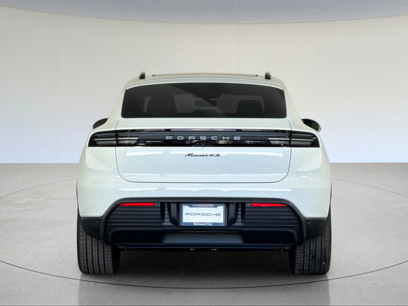 New 2026 Porsche Macan 4S Electric AWD/4WD image 7