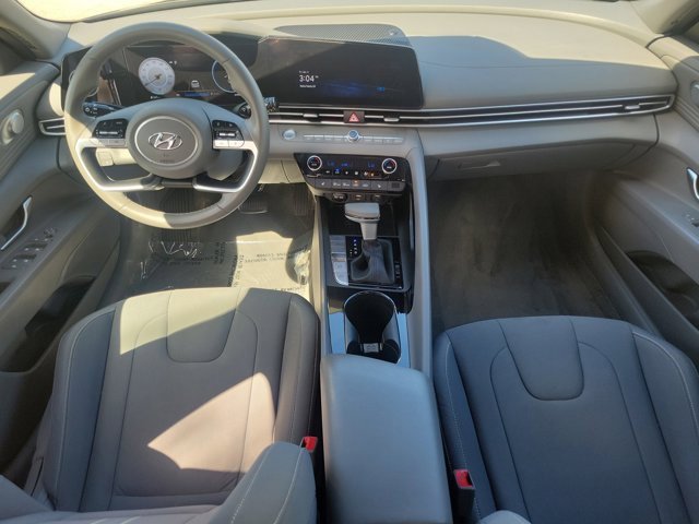 Certified 2023 Hyundai Elantra SEL w/ Convenience Package image 10
