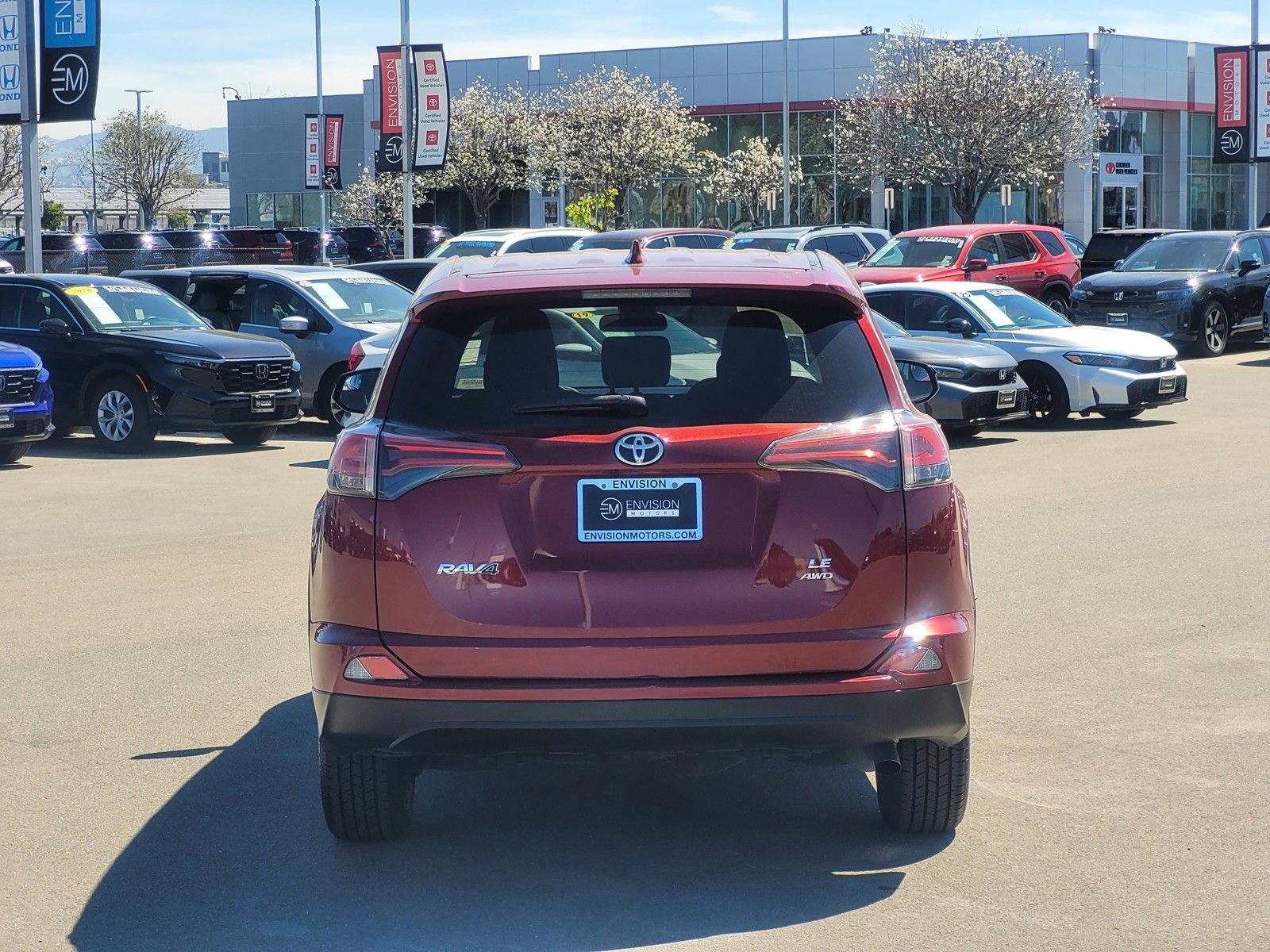 Used 2018 Toyota RAV4 LE w/ All Weather Liner Package AWD/4WD image 5