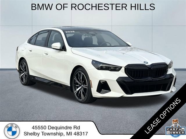 Used 2026 BMW 550e xDrive w/ Premium Package image 1