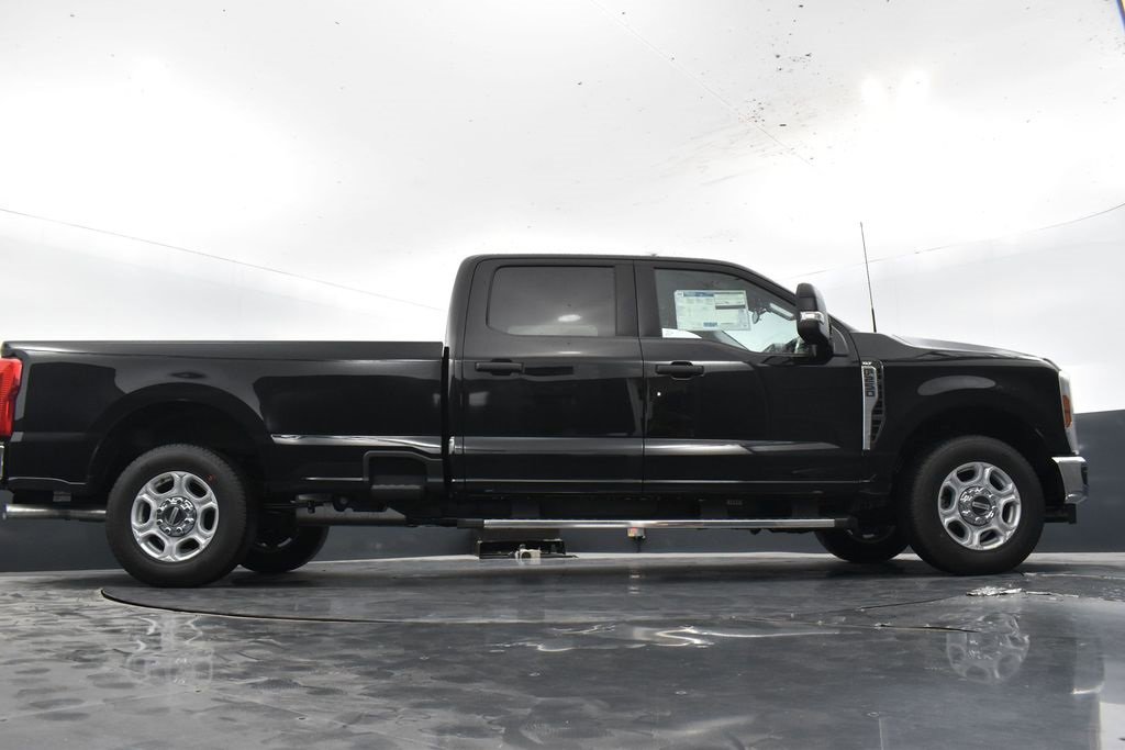 New 2026 Ford F250 XLT image 32