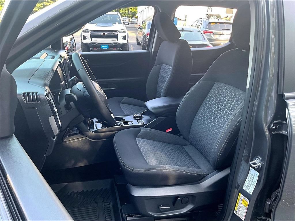 Used 2025 Ford Ranger XLT w/ Equipment Group 301A High AWD/4WD image 10