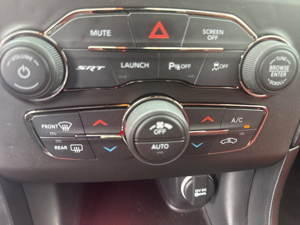 Used 2022 Dodge Charger SRT Hellcat w/ Carbon/Suede Interior Package RWD image 27