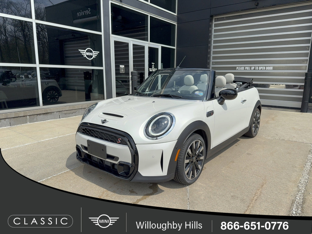 Certified 2023 MINI Cooper S FWD image 1