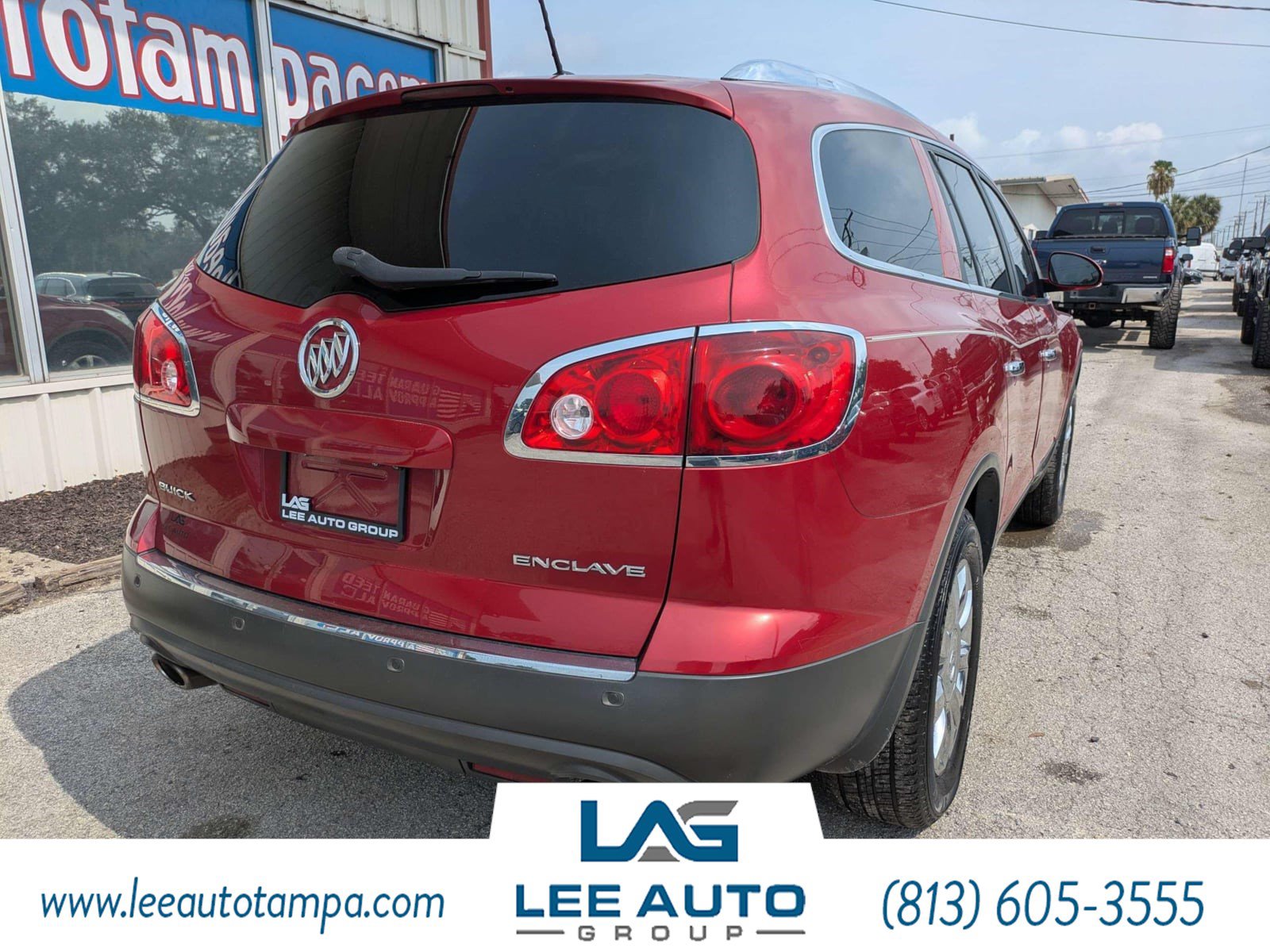 Used 2012 Buick Enclave Leather FWD image 3