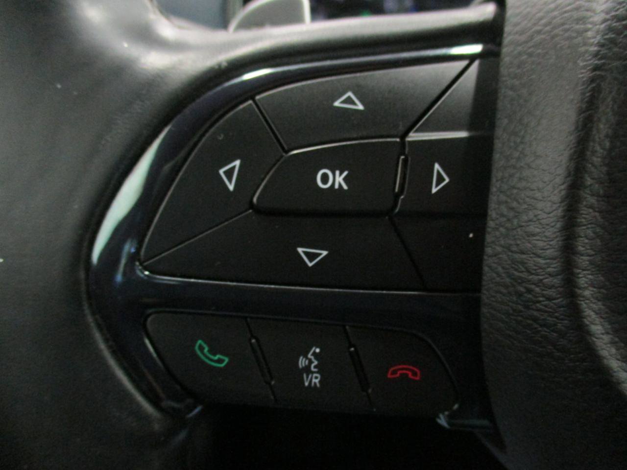 Used 2015 Chrysler 200 S w/ Comfort Group AWD/4WD image 19