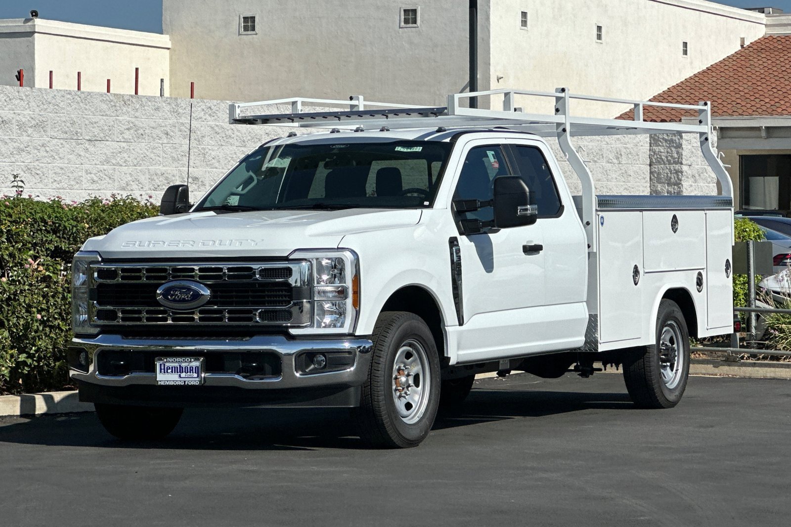 New 2025 Ford F350 XL w/ XL Chrome Package image 8