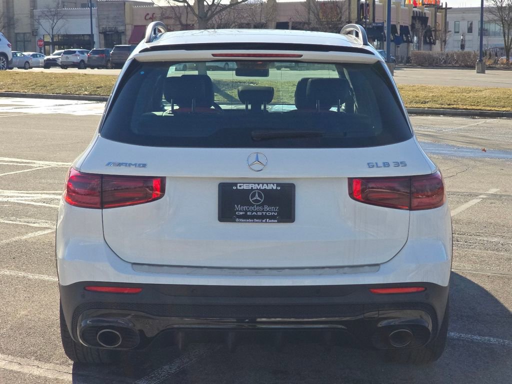 New 2025 Mercedes-Benz GLB 35 AMG 4MATIC image 15