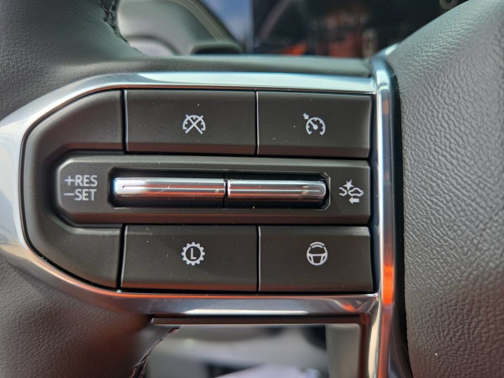 New 2026 GMC Yukon Elevation w/ LPO, Elevation Black Package AWD/4WD image 16