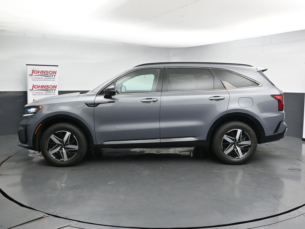 Used 2021 Kia Sorento EX image 5