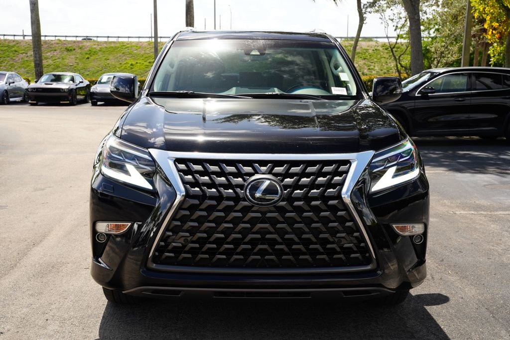 Used 2021 Lexus GX 460 Premium w/ Premium Package image 2