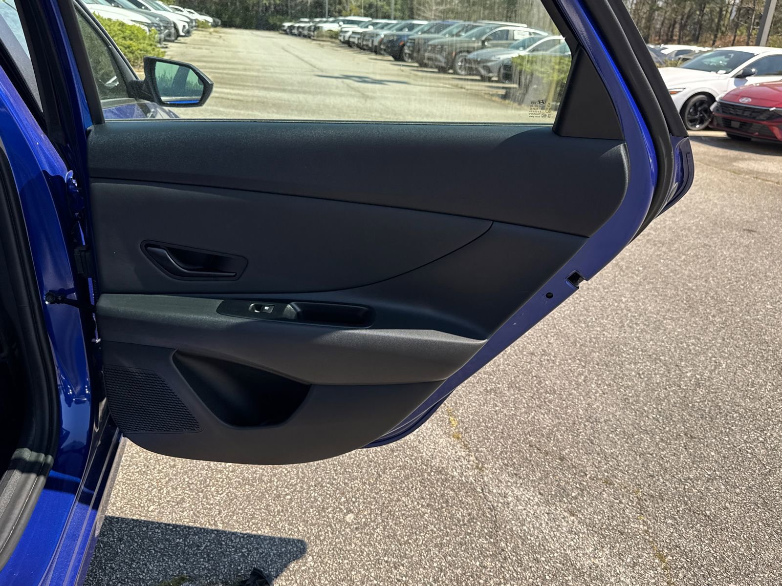 Used 2025 Hyundai Elantra Sport image 16