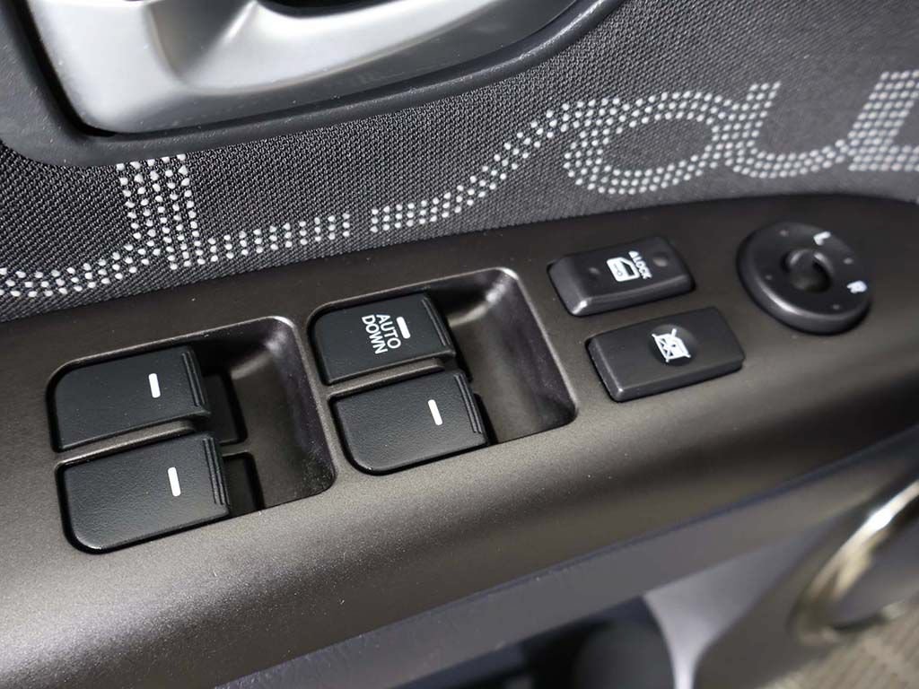 Used 2013 Kia Soul + FWD image 30