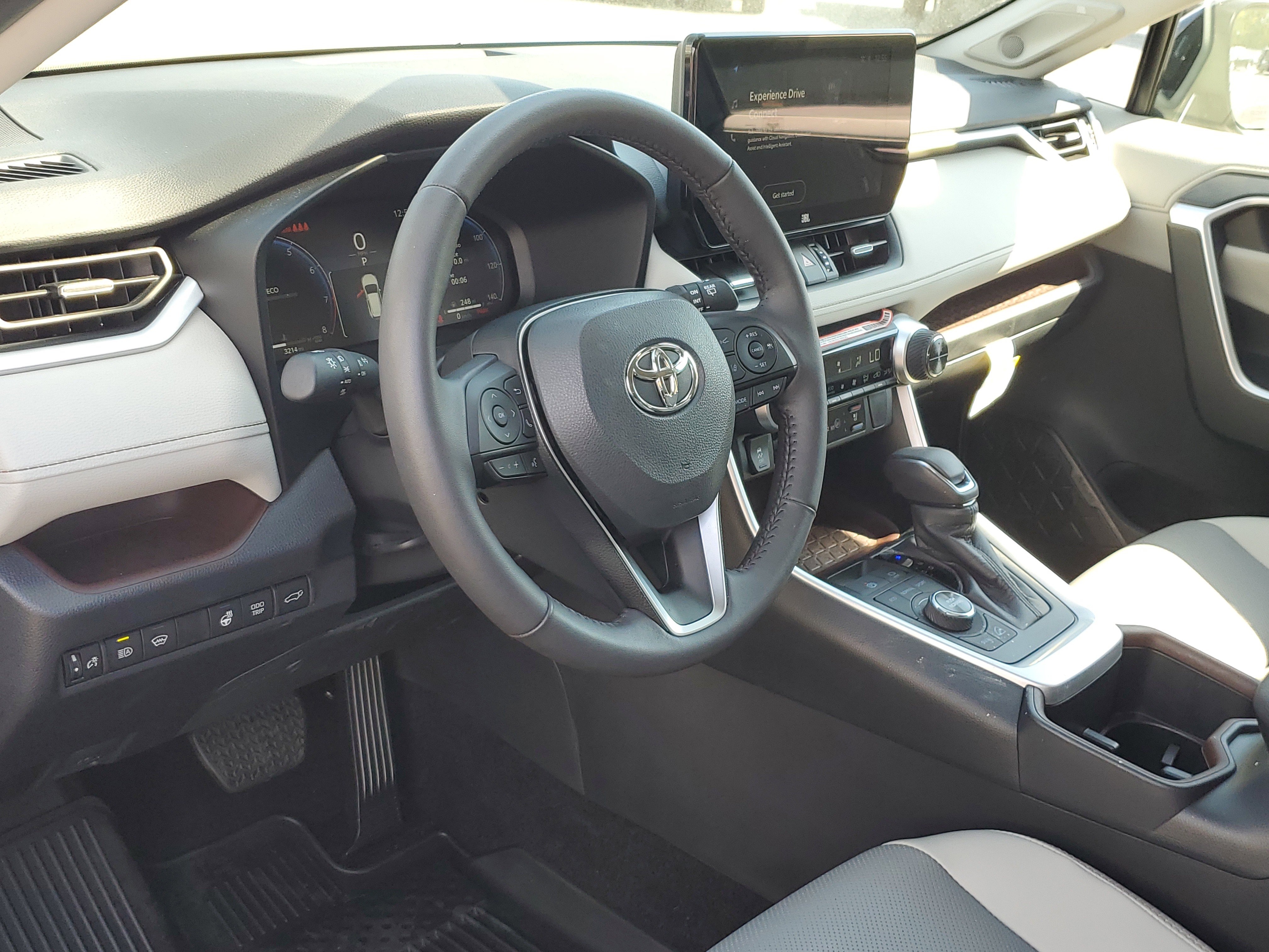Certified 2025 Toyota RAV4 Limited image 20