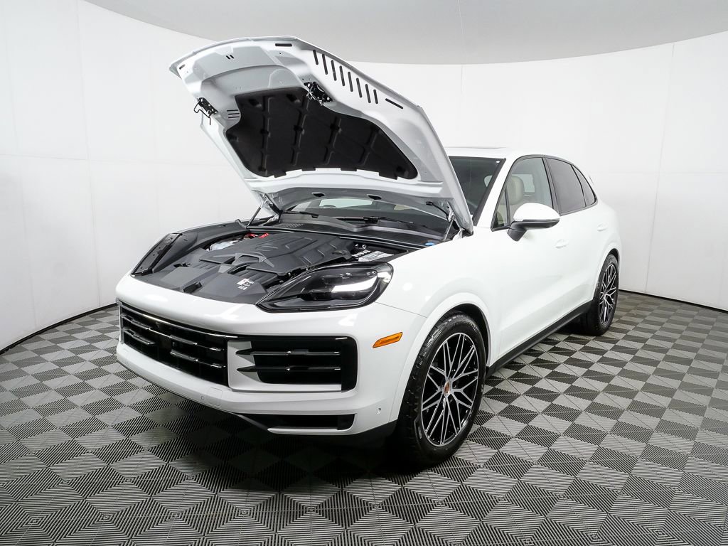 New 2026 Porsche Cayenne image 36