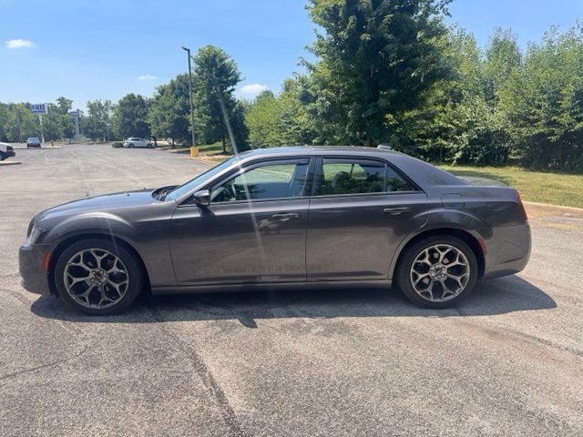 Used 2015 Chrysler 300 S w/ 300S Premium Group RWD image 4