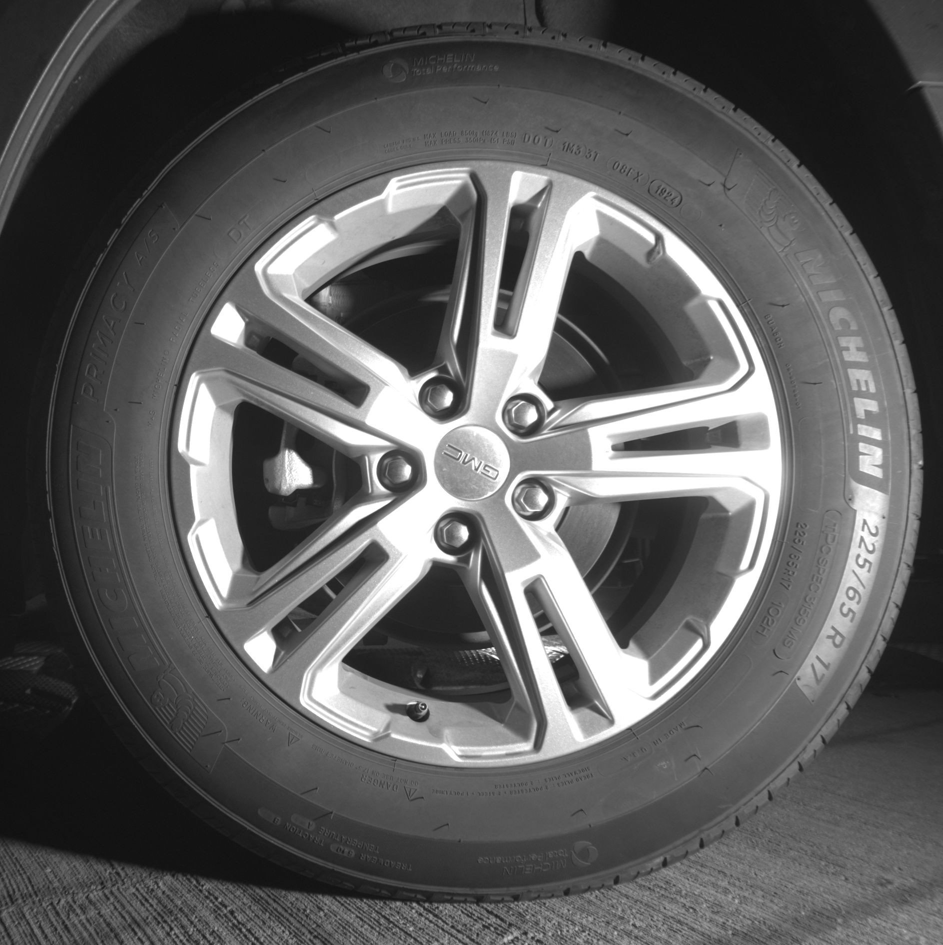 Used 2024 GMC Terrain SLE image 19