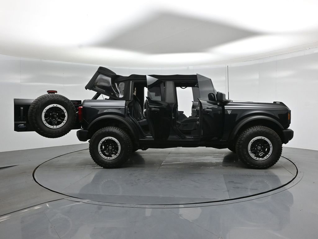 Certified 2022 Ford Bronco 4-Door w/ Sasquatch Package AWD/4WD image 4