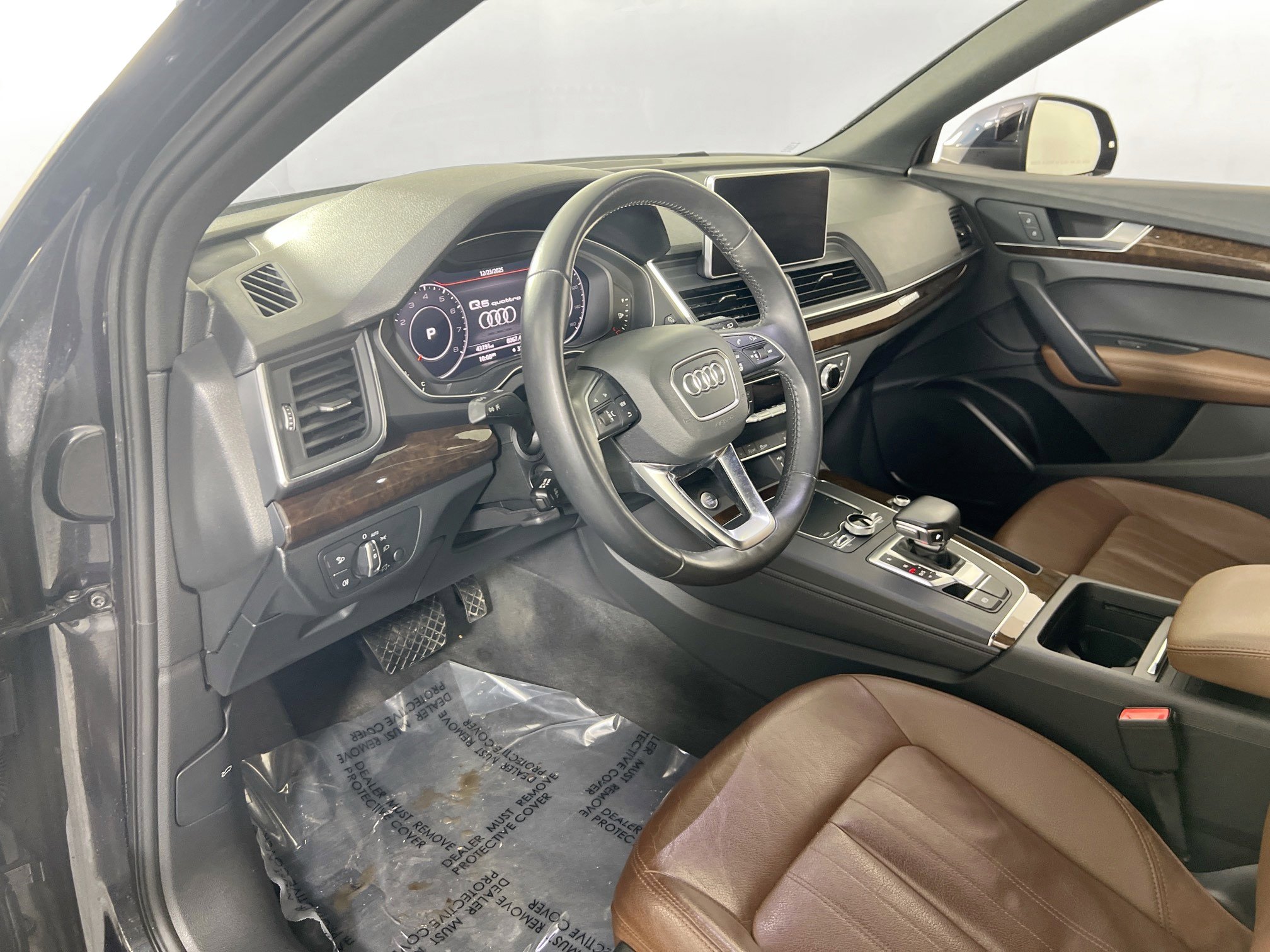 Used 2019 Audi Q5 2.0T Premium Plus w/ Premium Plus Package image 9