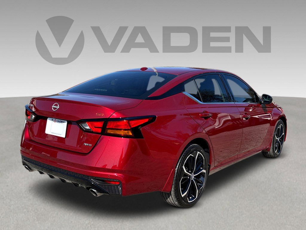 Used 2024 Nissan Altima 2.5 SR w/ SR Premium Package AWD/4WD image 24