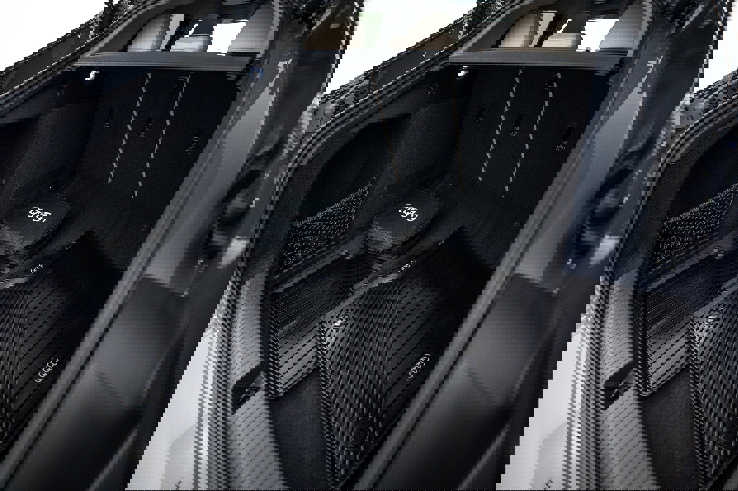 Certified 2025 Audi A6 e-tron Prestige w/ Beige Warm Weather Package image 20