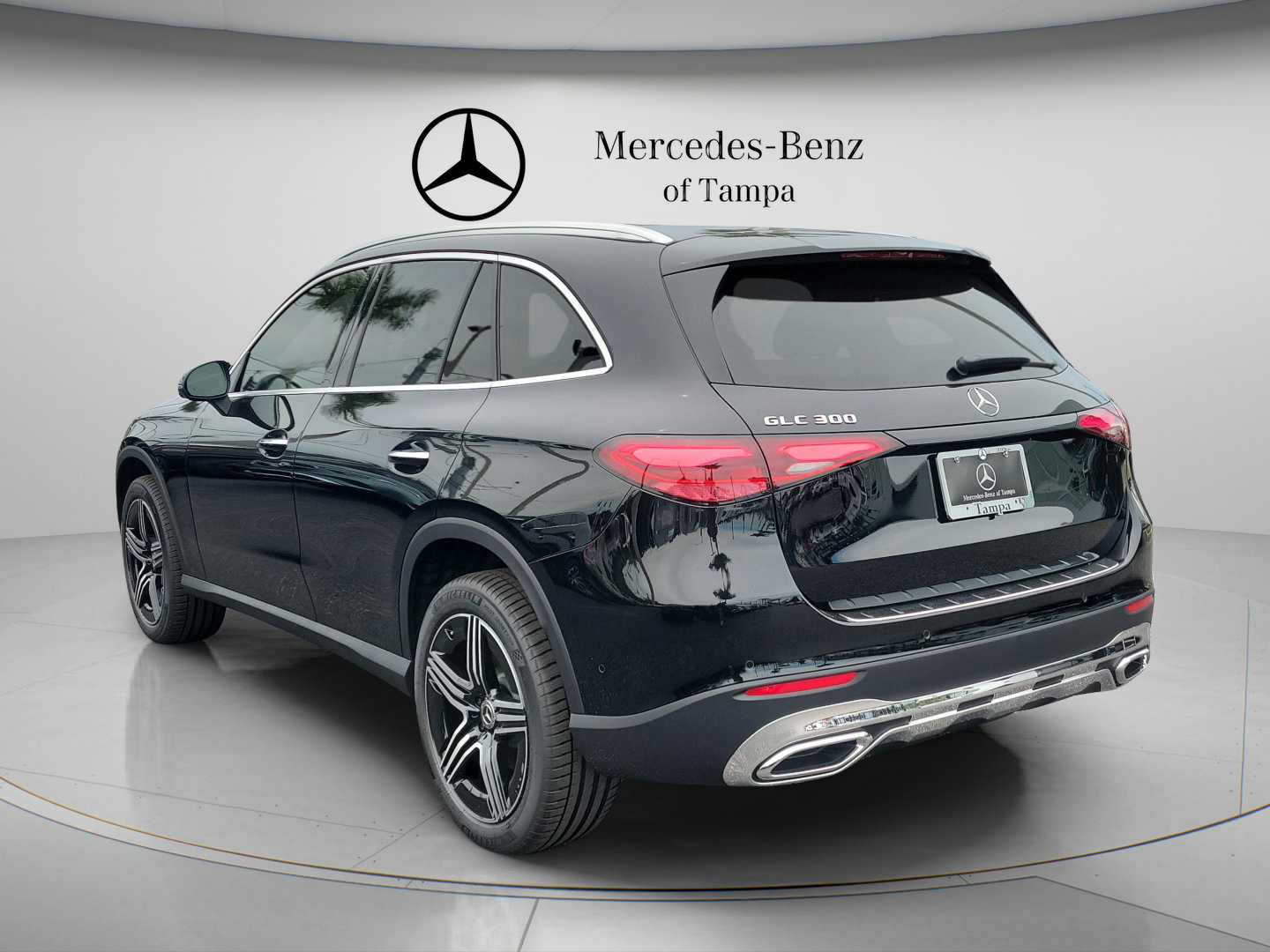 New 2027 Mercedes-Benz GLC 300 image 2