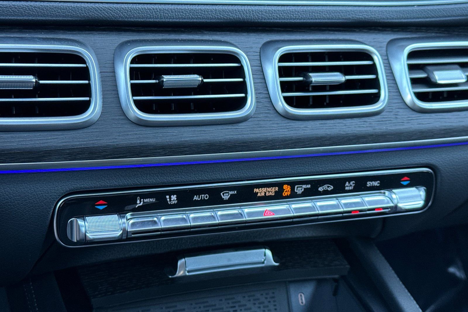 New 2025 Mercedes-Benz GLE 350 4MATIC image 18