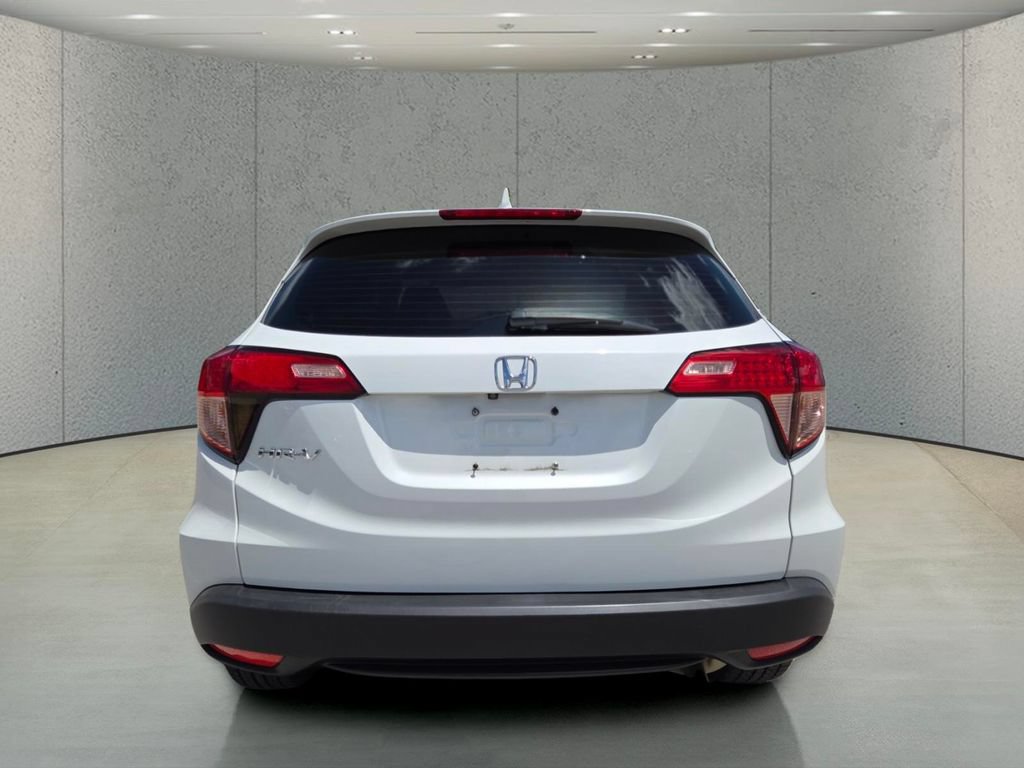 Used 2017 Honda HR-V LX image 6
