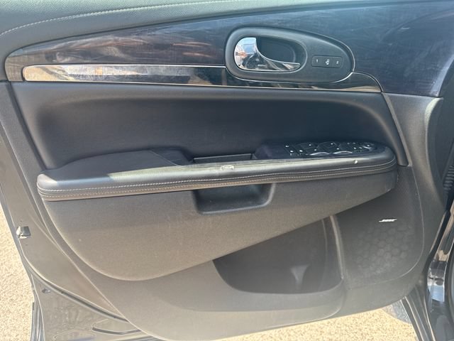 Used 2017 Buick Enclave Premium w/ Experience Buick Package AWD/4WD image 9