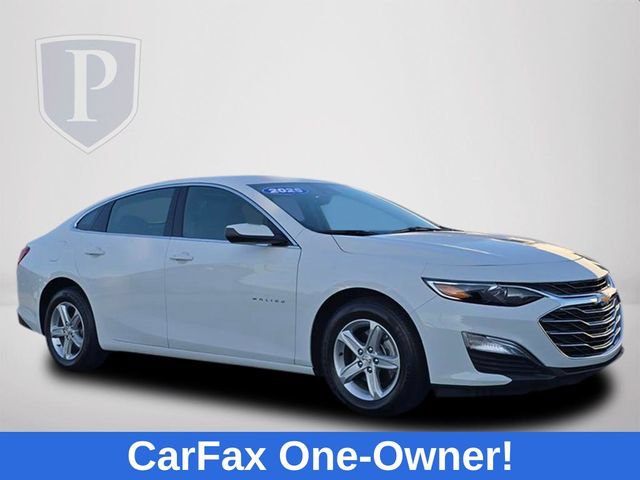 Certified 2025 Chevrolet Malibu LS FWD image 2