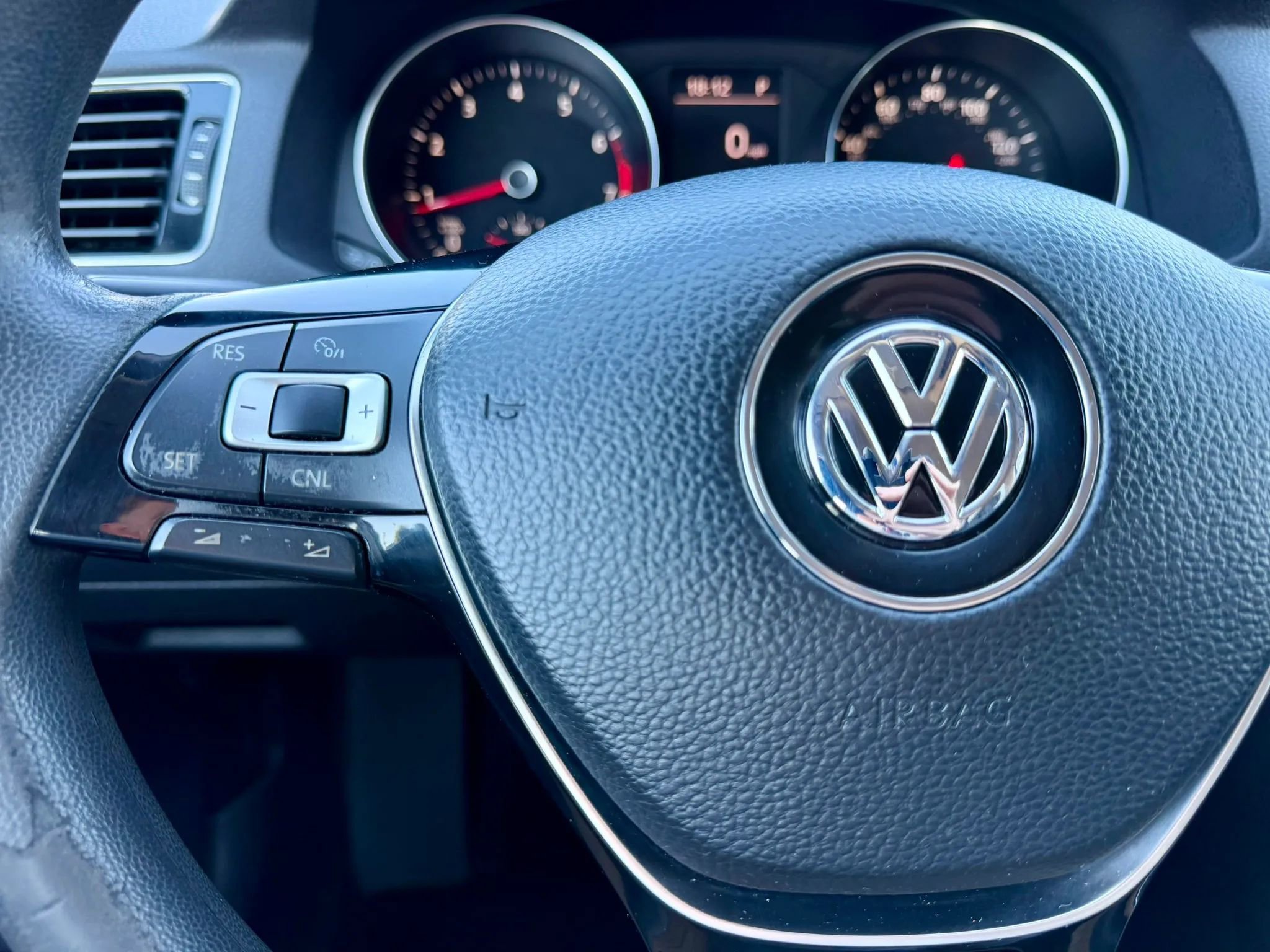 Used 2016 Volkswagen Passat 1.8T S FWD image 29