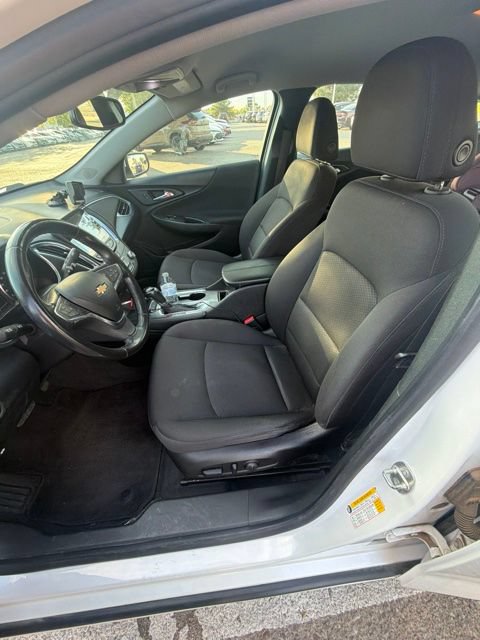 Used 2018 Chevrolet Malibu LT FWD image 8