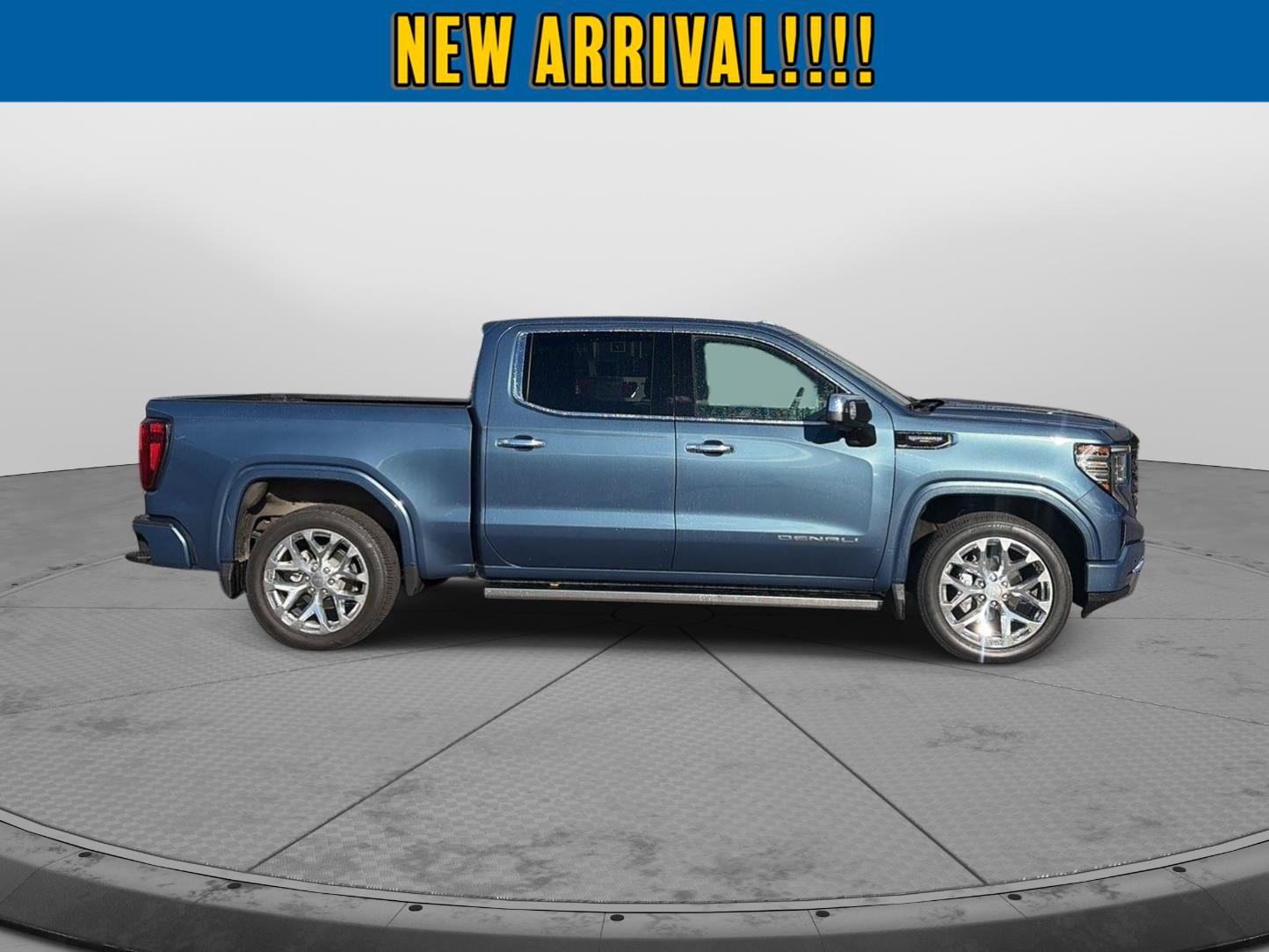 Used 2026 GMC Sierra 1500 Denali Ultimate AWD/4WD image 4
