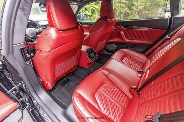 Used 2022 Maserati Quattroporte Trofeo RWD image 35
