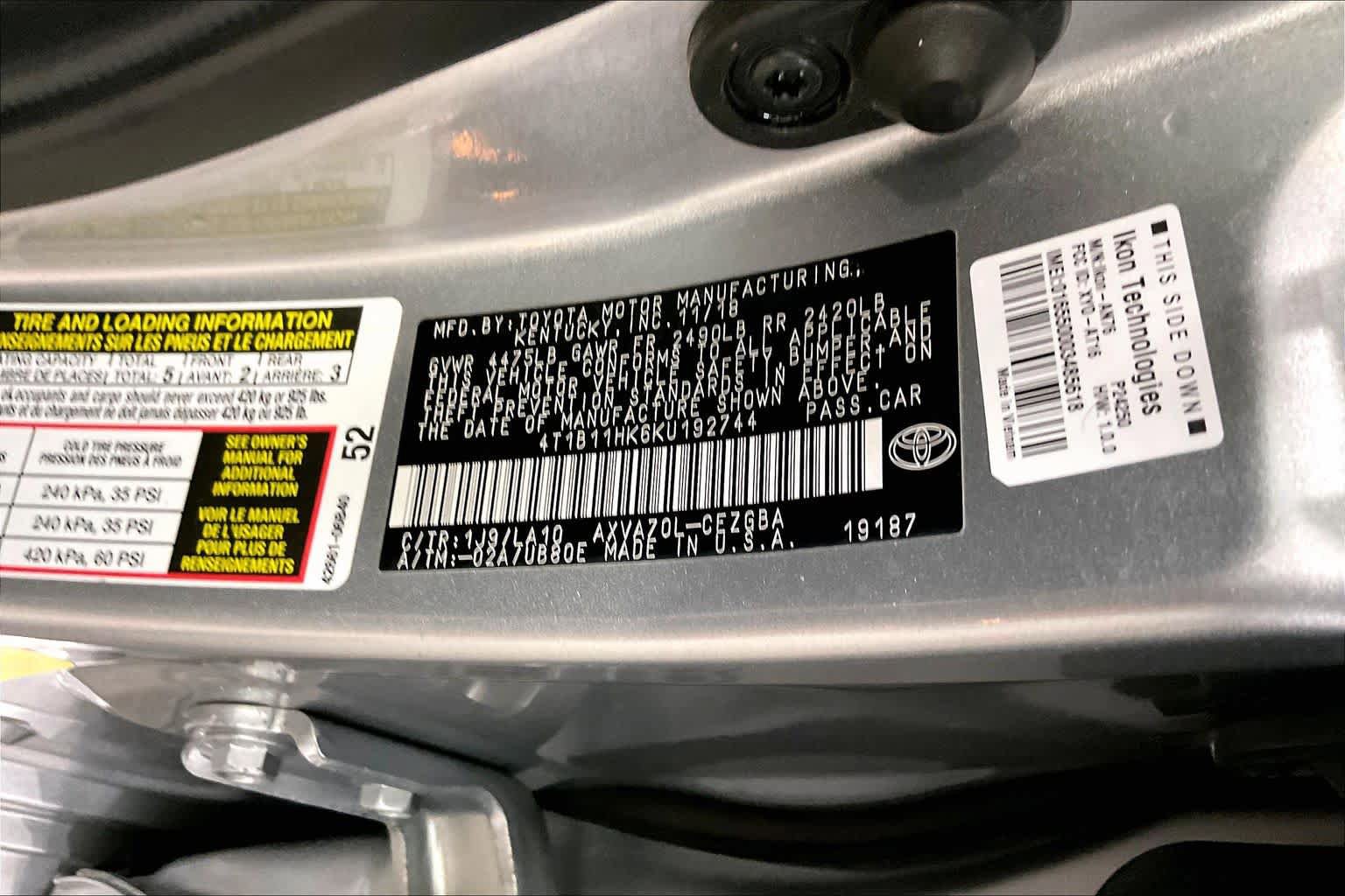 Used 2019 Toyota Camry XLE FWD image 37