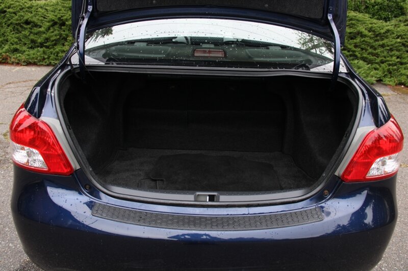 Used 2008 Toyota Yaris Sedan w/ Convenience Pkg FWD image 15