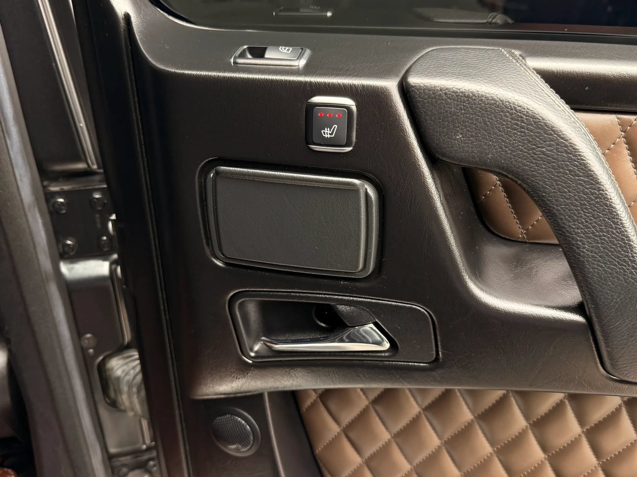 Used 2018 Mercedes-Benz G 63 AMG 4MATIC image 23
