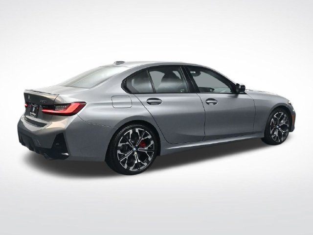 New 2026 BMW 330i Sedan w/ M Sport Package RWD image 4